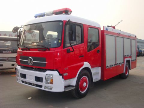 東風天錦6T泡沫消防車